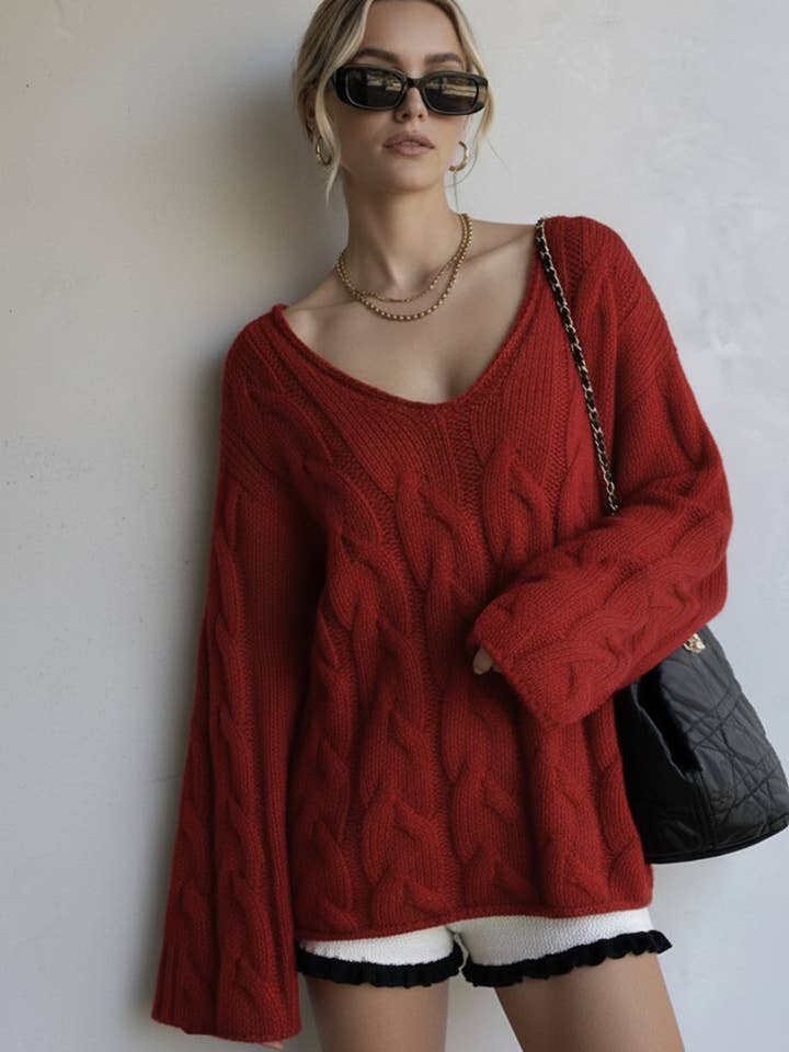 Haut en maille torsadée à épaules dénudées pour la vente par Lara Daisy