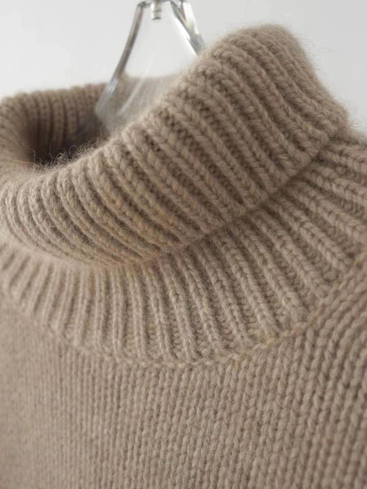 Rosa Clothing - Wholesale Knit Sweater - Women's - Soft Slouchy Turtleneck Knitted Sweater