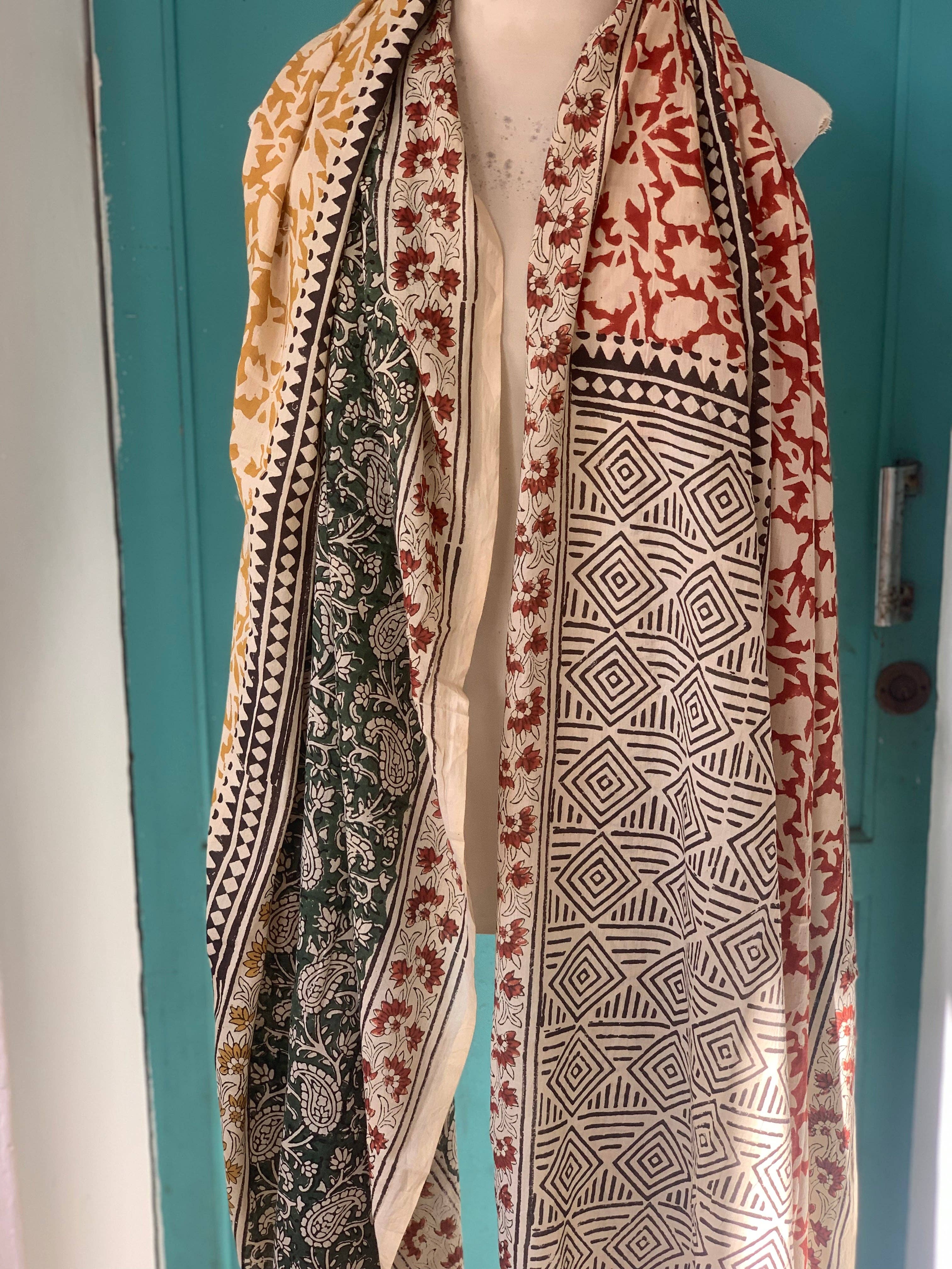 Aurobelle Ibiza – wholesale Scarf – Women's – Big size Bagru Sarong  , dupatta - Pareo  -green flower /block print cotton shawl  Red flower new collection7