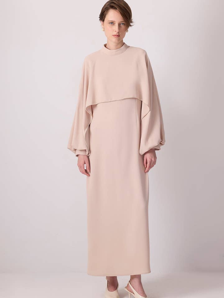 VESTIDO CAPA MAXI BORDADO EN PIEDRA para venta al por mayor de Touché Privé