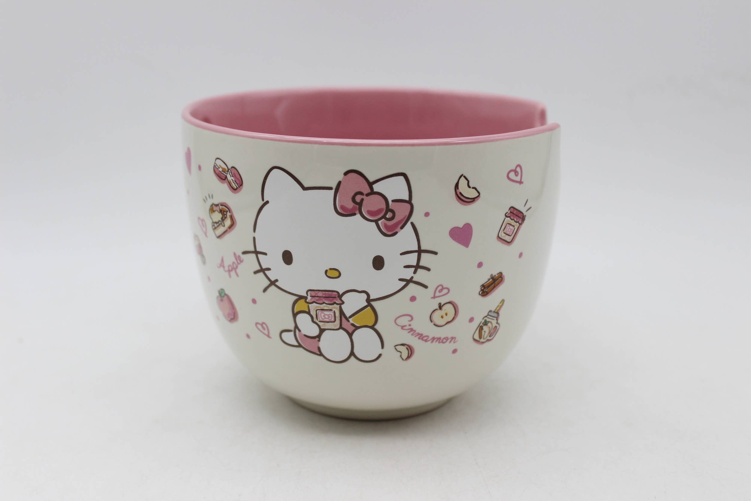 Silver Buffalo - Wholesale Bowl - Hello Kitty Apples & Cinnamon Boxed 20oz Ceramic Ramen Bowl4