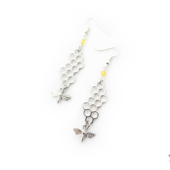 Boucles d'oreilles pendantes en argent antique nid d'abeille et autres tendances Résultats pour miel en acrylique en vente B2B. Retours gratuits et paiement à 60 jours sur Faire sur Faire.