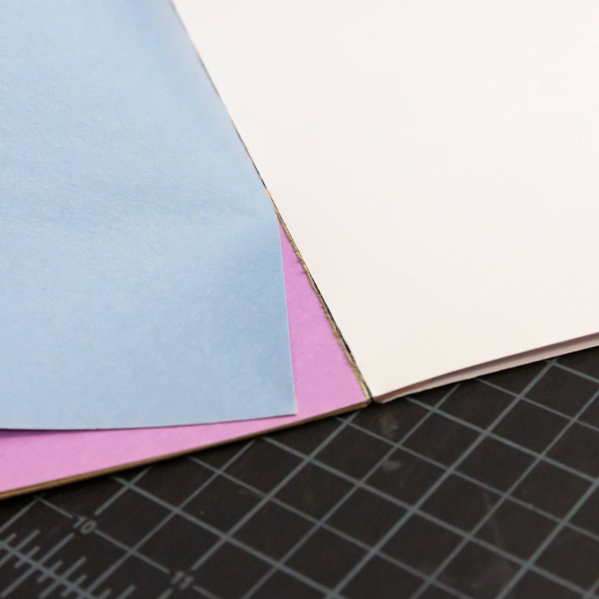 Luna Office Supply -  Everyday Essential - Wholesale Craft Supplies - 9" x 12" Construction Paper - 48 Sheets4