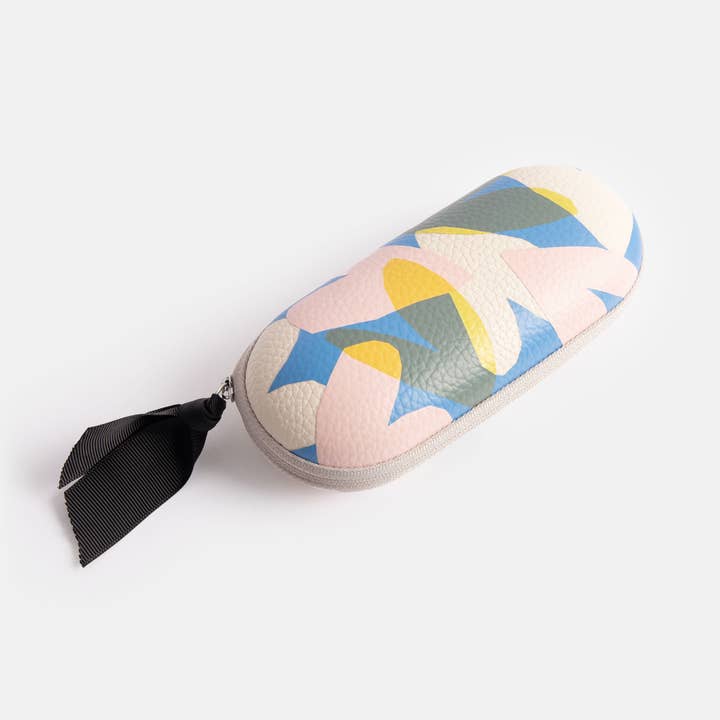 Caroline Gardner - Wholesale Eyewear Cases & Holders - Women's - Confetti Hearts Zip Glasses Case