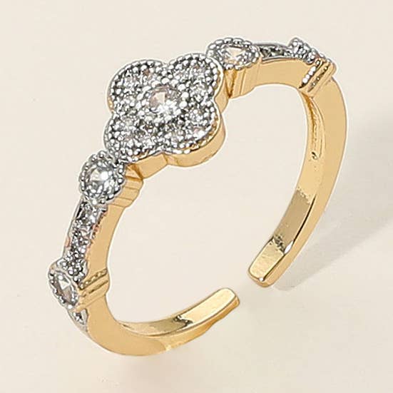 GEHEIME BOX_14K Vergoldeter Stein gepflasterter Vierpass-Akzent verstellbarer Ring für den Großhandel von Sensibling Corp.