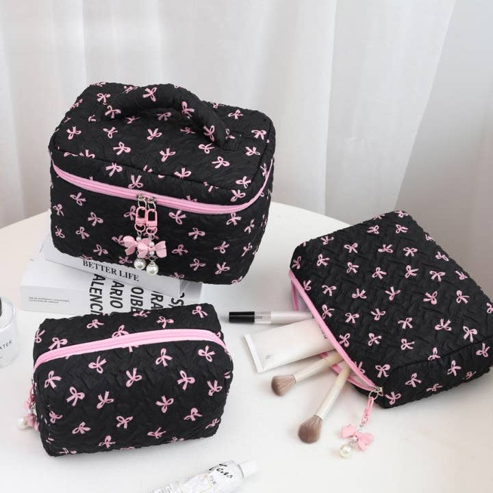 Dipped Shop - Wholesale Makeup/Cosmetic Bag - Bow Print Large Capacity Sweet cosmetic bag DPB2506