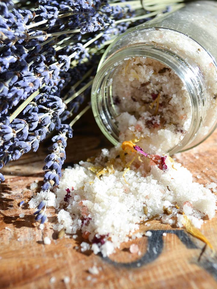 Botanical Bath Salts, 400g jar for wholesale by Art Soap Life