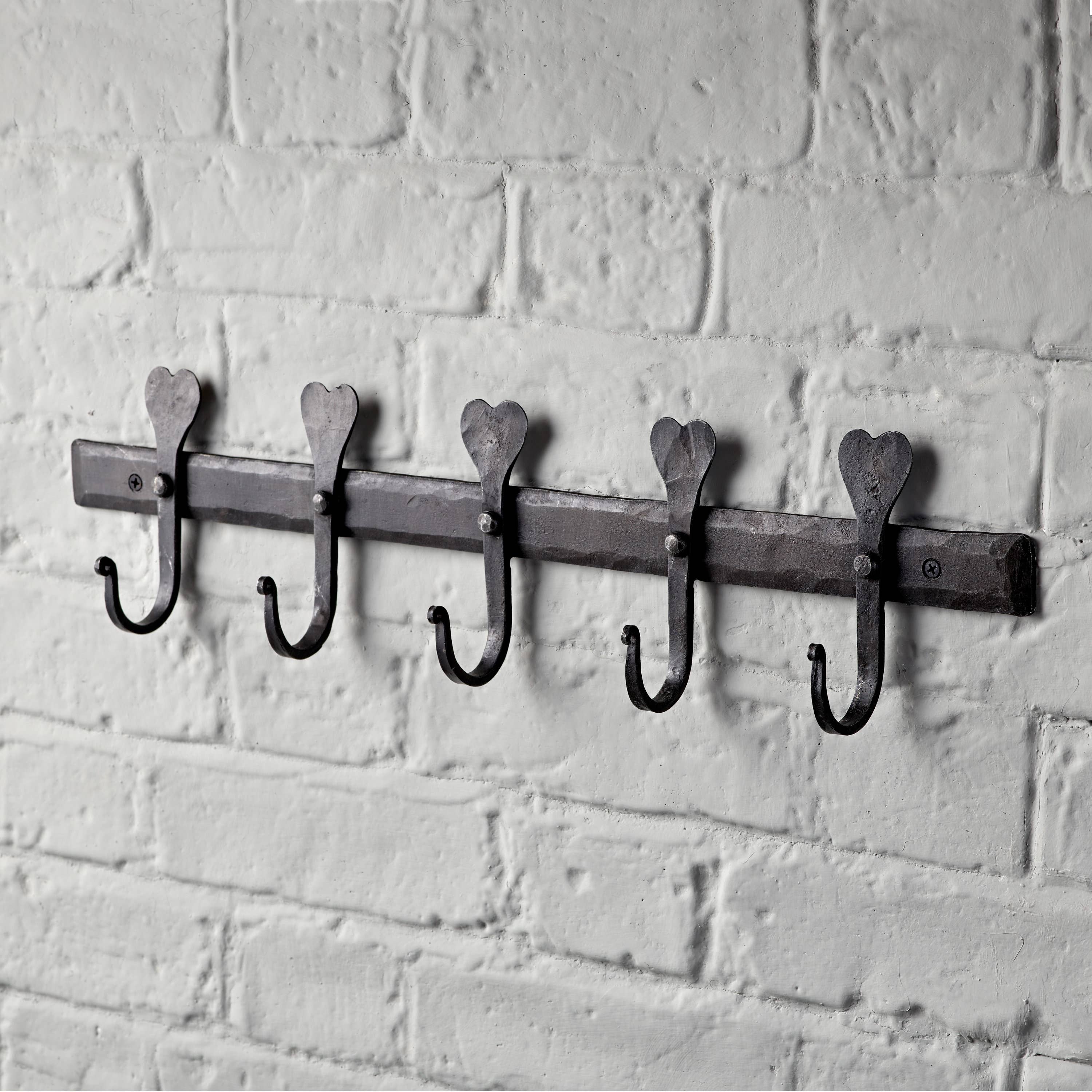 Gadsby – wholesale Wall hook – Wrought Iron Heart 5 - Hook Coat Rail - Wall Mounted1
