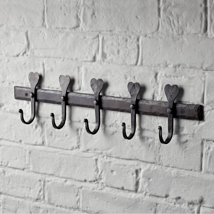 Gadsby – wholesale Wall hook – Wrought Iron Heart 5 - Hook Coat Rail - Wall Mounted1