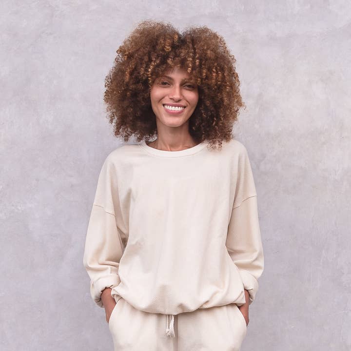 Suéter Casual Chiara de Algodón Orgánico, Corte Ligeramente Oversize para venta al por mayor de Jaya