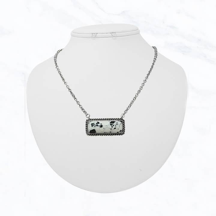 Suzie Q USA - Wholesale Pendant/Charm Necklace - Semi Stone Bar 18' NK3