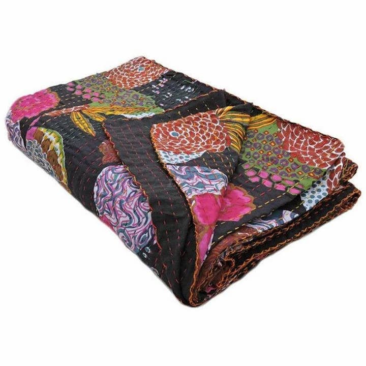 GYPSY STUDIO - Wholesale Quilt - Indian Handmade Cotton Kantha Blanket Queen Bedspread Quilts2