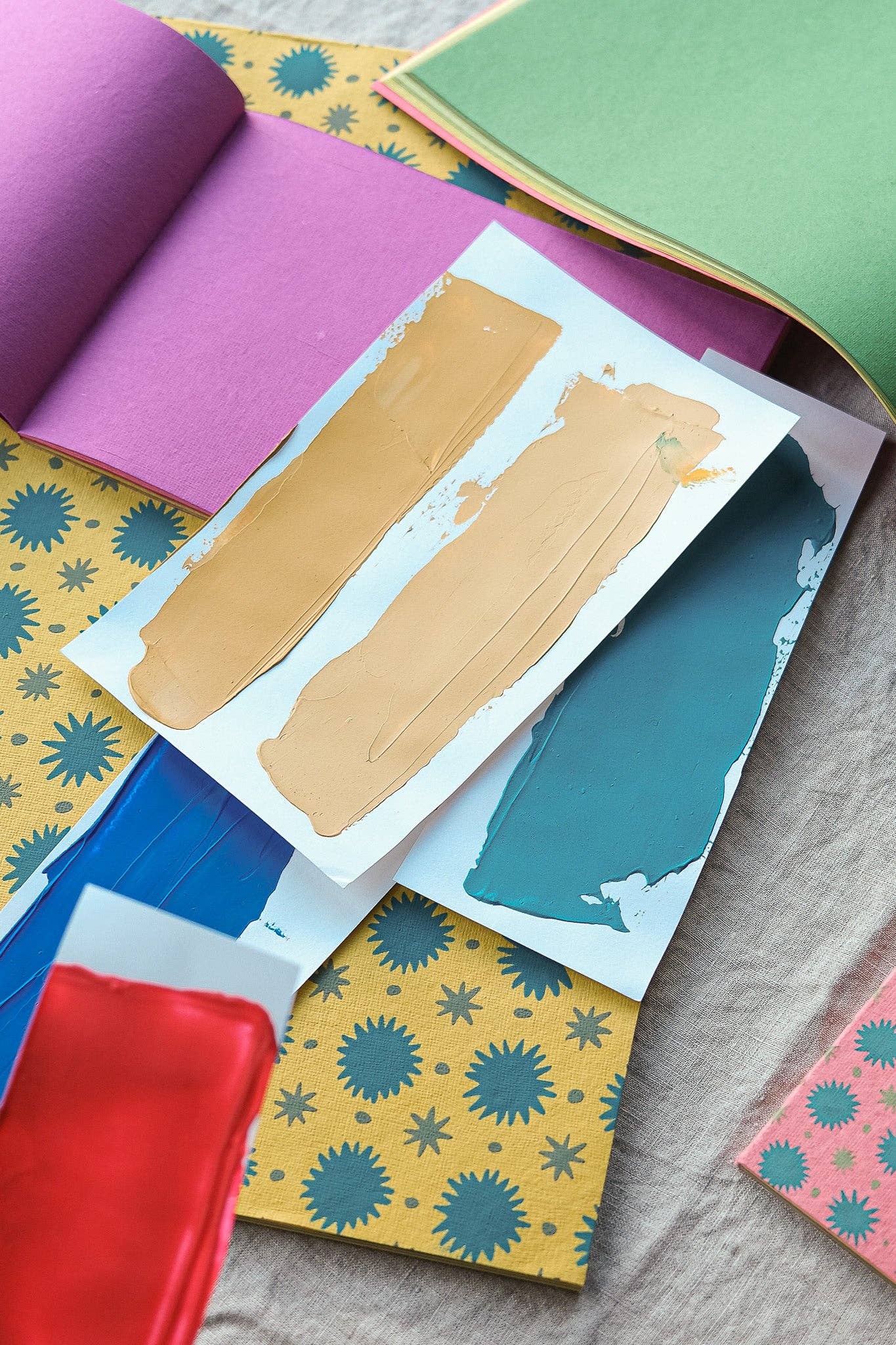 East End Press - Wholesale Scrapbook - UK/EU: Scrapbook11