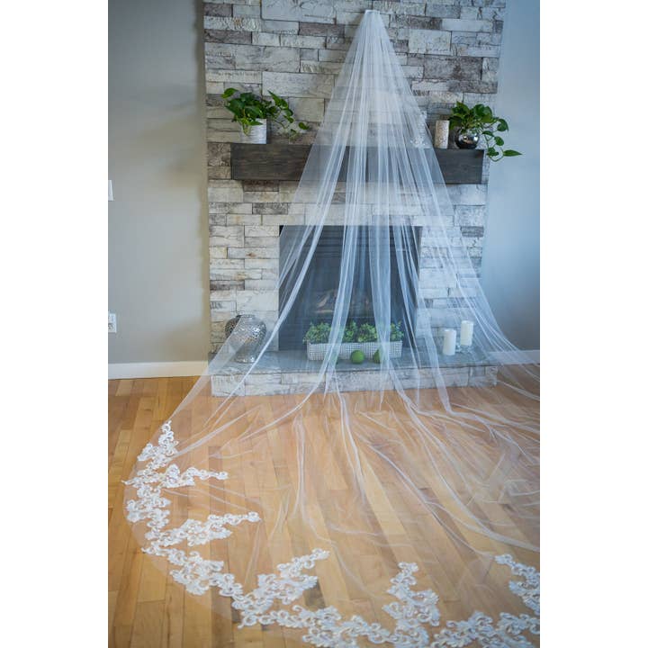 Brides and Belts - Wholesale Veil - Women's - Off-White Cathedral Handmade Lace Veil5