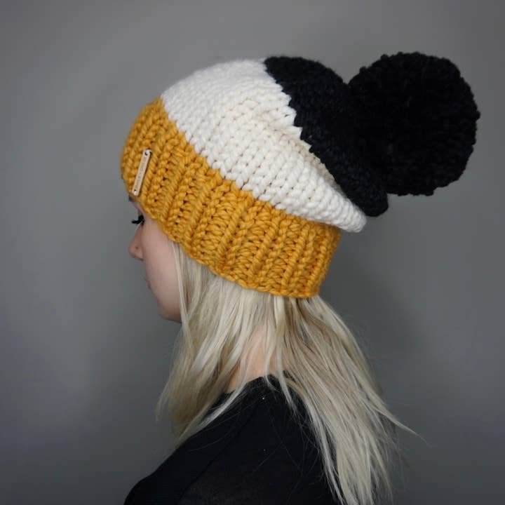 Le Bonnet Salem Colorblock - Halloween 2025, Automne, Hiver, pour la vente par Charlie & Luna Co.