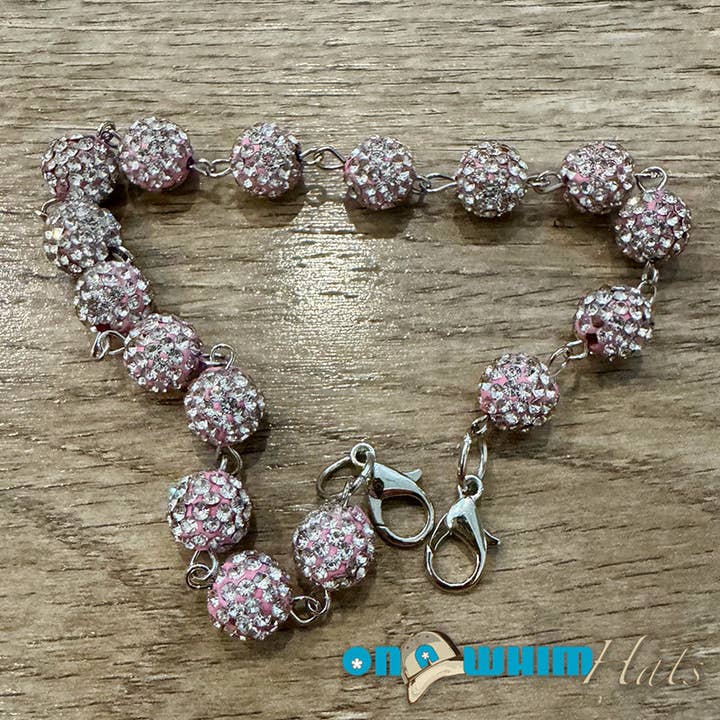 Lichtroze Glinsterende Hoedenketting voor wholesale door On a Whim Hats