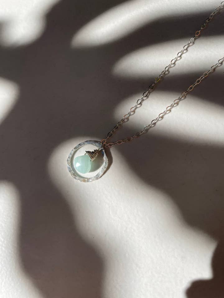 Colar Springs • Amazonite por atacado de Woods to Wire