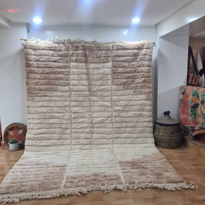 HANDMADE CARPETS MOROCCAN RUGS 200 - 300 cm 303 for wholesale by Maroccarpets Poufs and pillows wholesale +31648976894