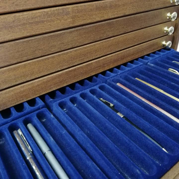 Coins&More - Wholesale Pen & Pencil Holder - Large solid wood cabinet storage for 4003