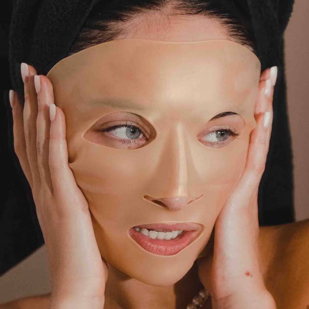 Golden Infinity Mask | Reusable Silicone Sheet Mask for wholesale by Genovi Beauty