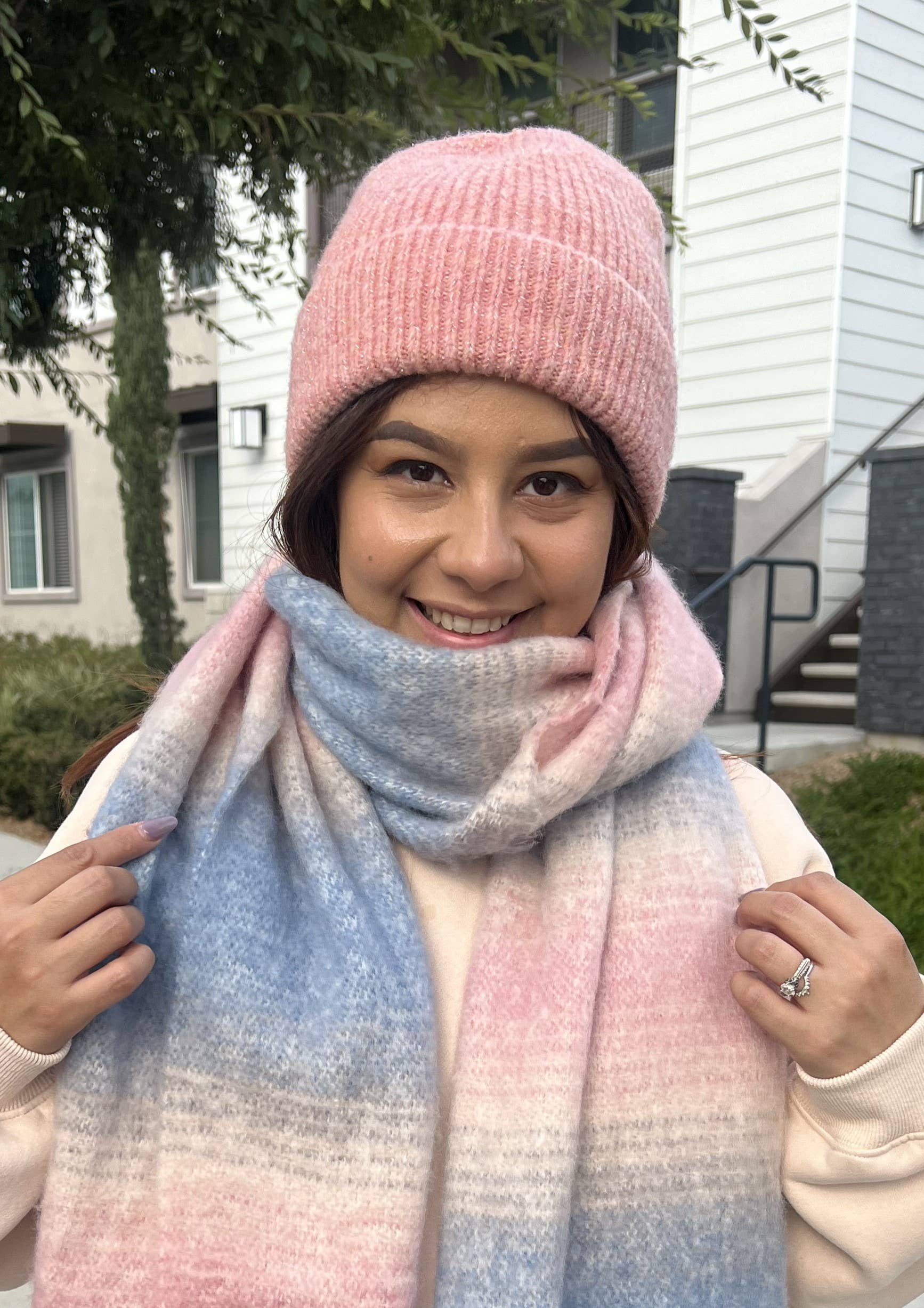 Justin & Taylor – Engroshandel Beanie - Dame – Rich Luxe hue med lurex-detaljer28