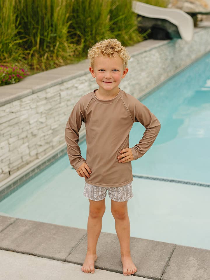 SS2026 "Oak" Rashguarden for engroshandel hos Current Tyed Clothing