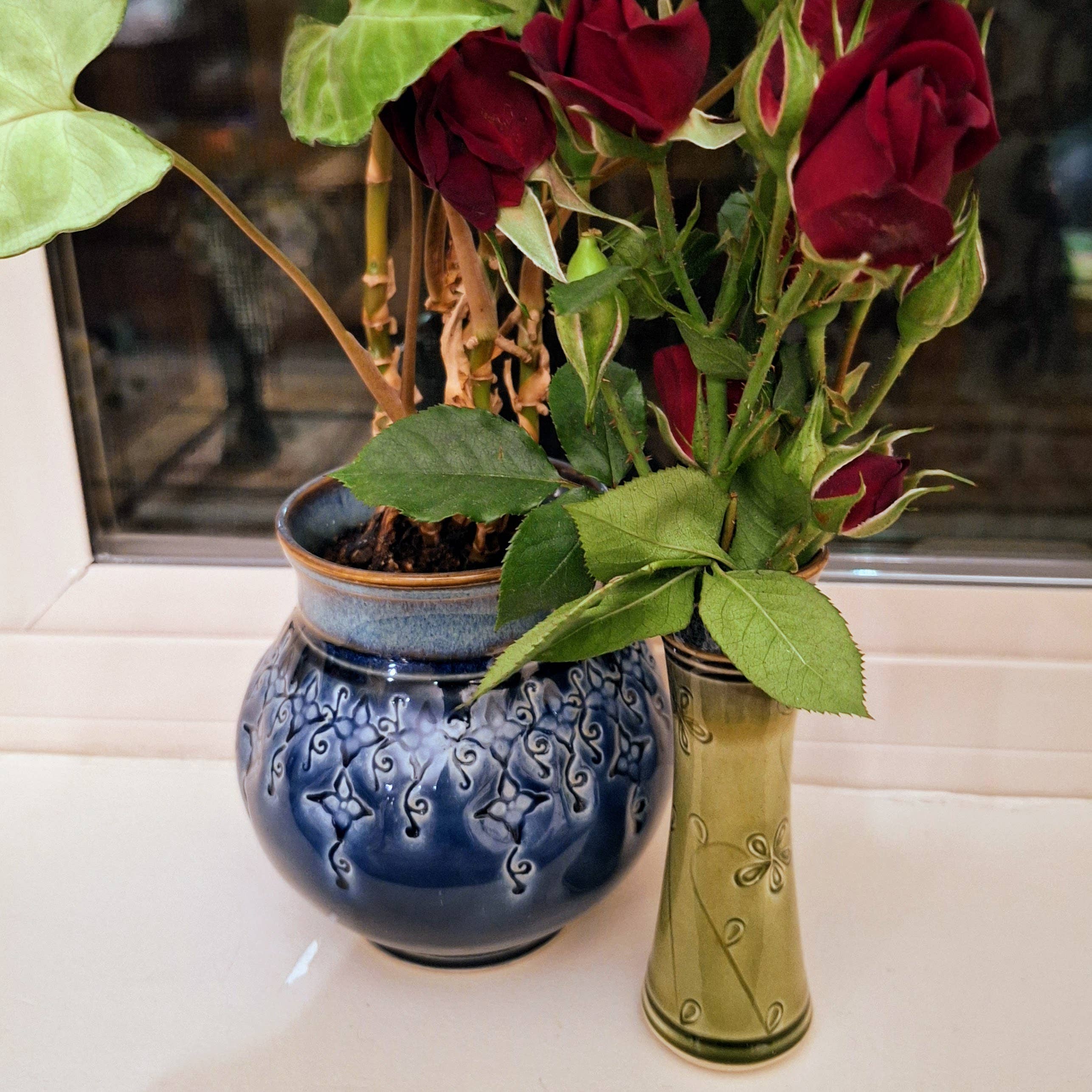 Plays in Mud Pottery - Wholesale Plant Pot - Large Tabletop Planter - Handmade Pottery Planter - MTO11