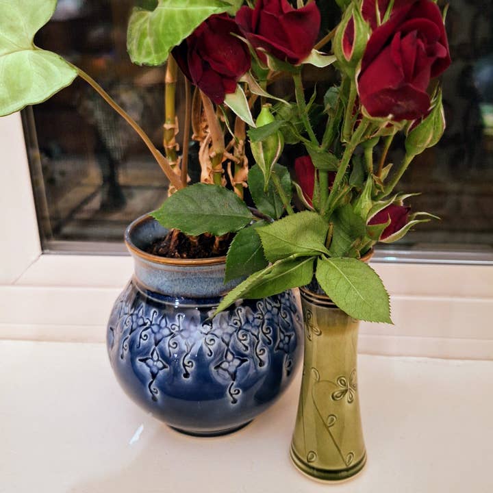 Plays in Mud Pottery - Wholesale Plant Pot - Large Tabletop Planter - Handmade Pottery Planter - MTO11