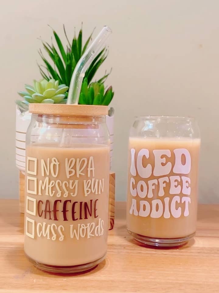 Verre à canette pour amateurs de café Messy Bun pour la vente par Pink pretty designs