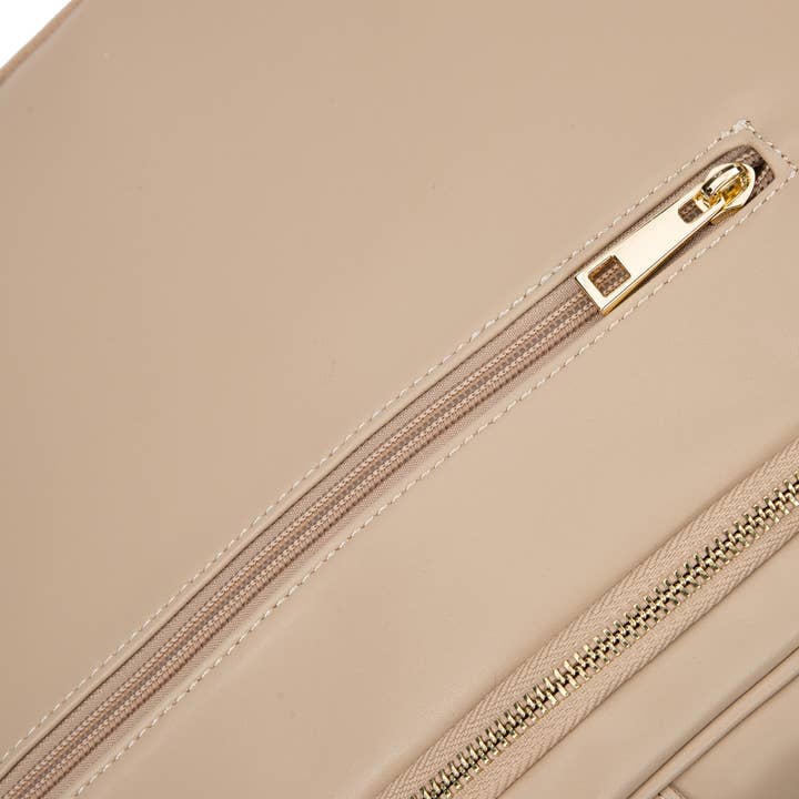 Mia + Sophia – Engroshandel Bletaske - Baby – Mia pusletaske med stelremme, flaskebholder og pusleunderlag22