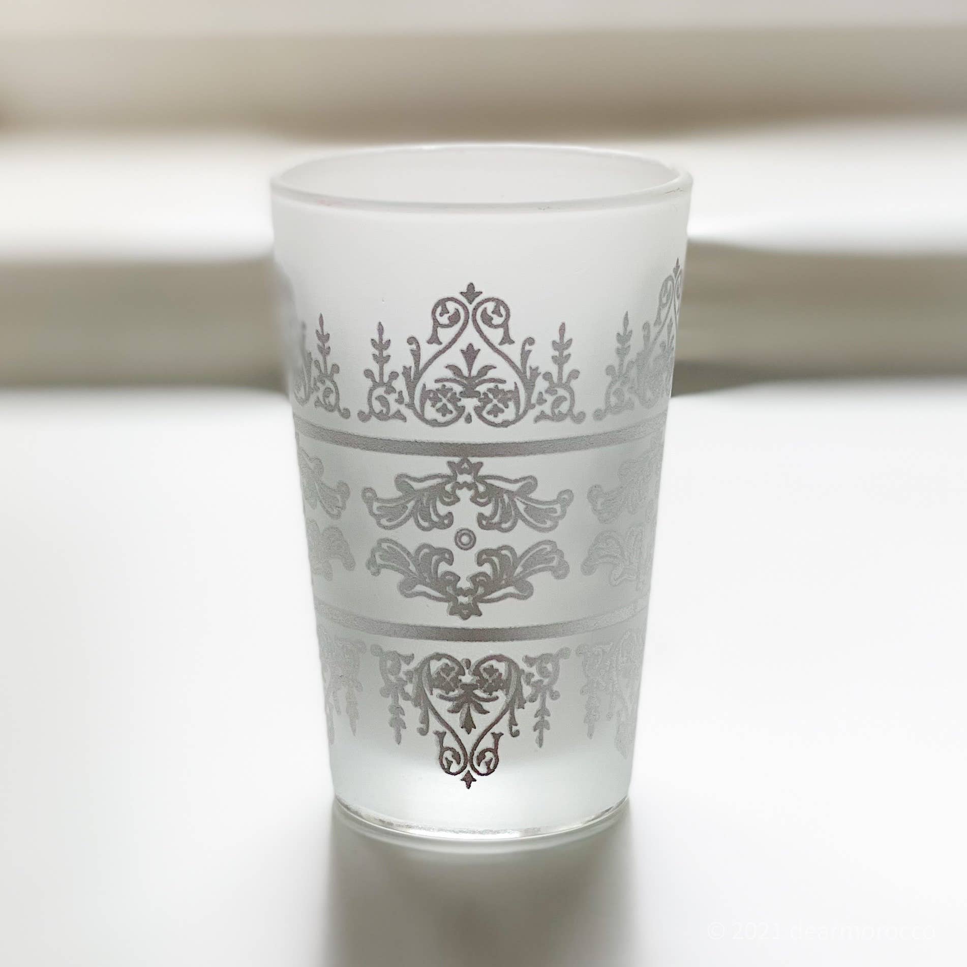 dear Morocco - Wholesale Drinking Glass/Cup - Moroccan tea glass classic Silver and Gold // Dear Morocco3