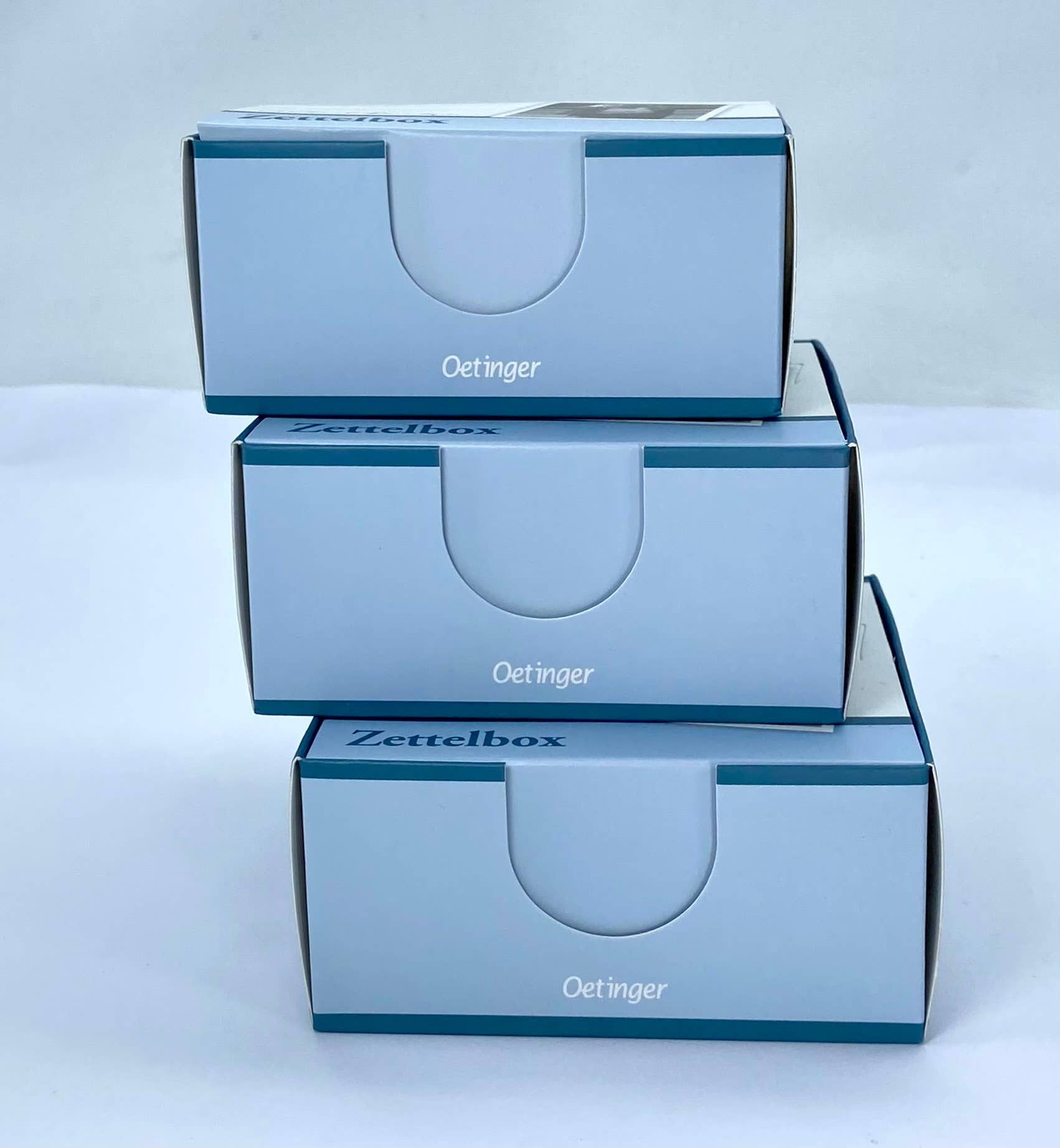 Salzmann Restwaren GmbH - Vendita all'ingrosso Set di cartoleria/cancelleria - Confezioni da 500 fogli di bloc notes Astrid Lindgren7