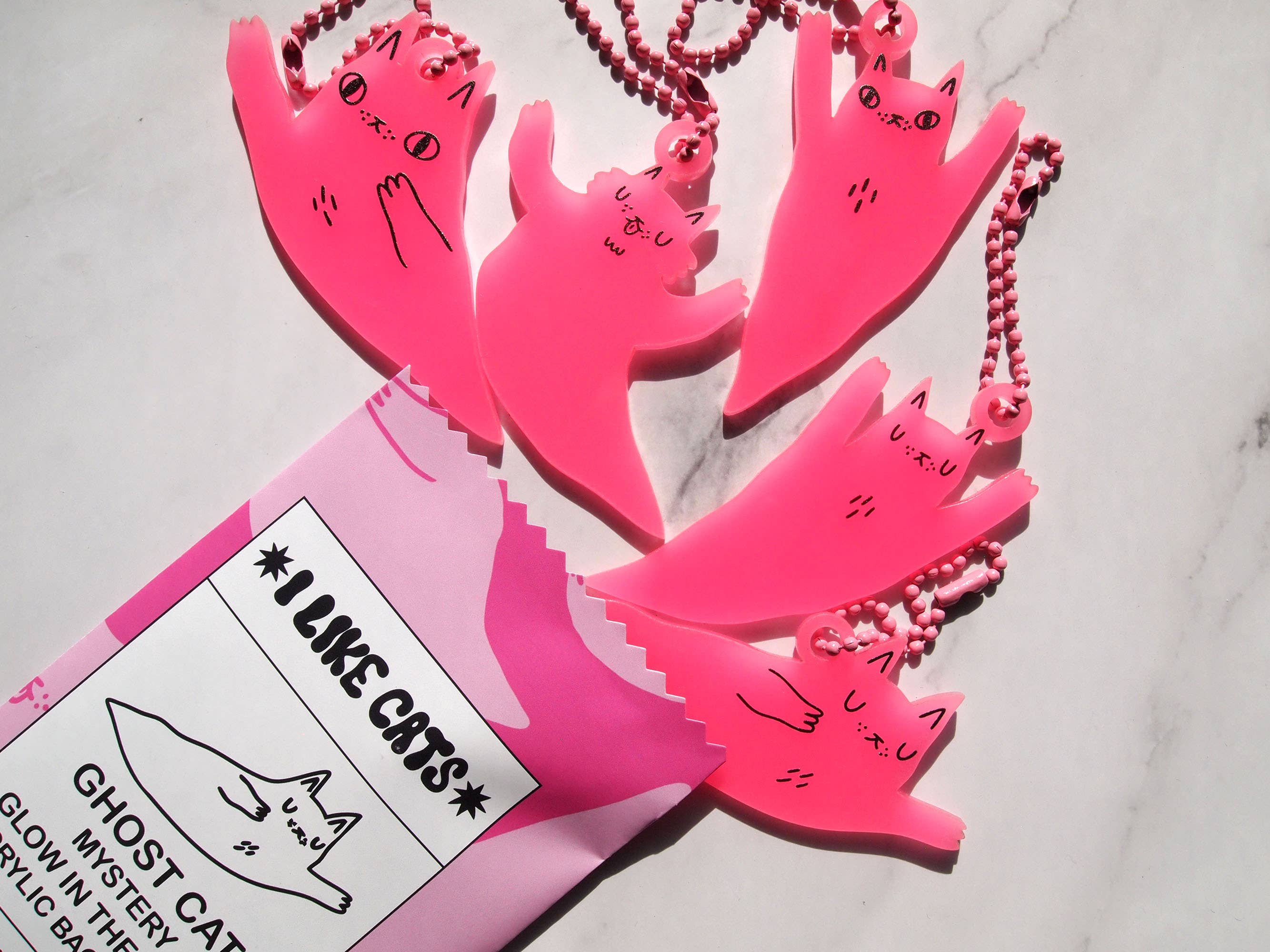 I LIKE CATS – wholesale Keychain – Women's – Blind bag Halloween ghost bag charm, glow in the dark pink3