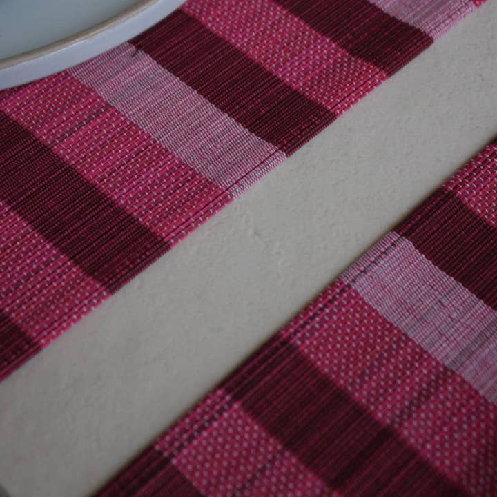 Dame Pach Bangkok – wholesale Tableware set – Lipe Bamboo Table Set – Artisanal & Ethical5