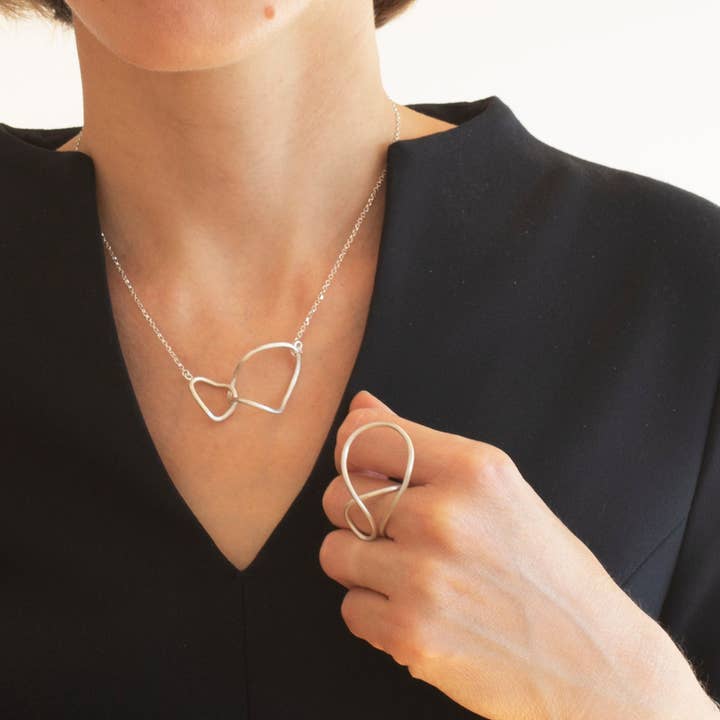 Elina Briede Jewelry - Wholesale Pendant/Charm Necklace - Simple organic shape link necklace4