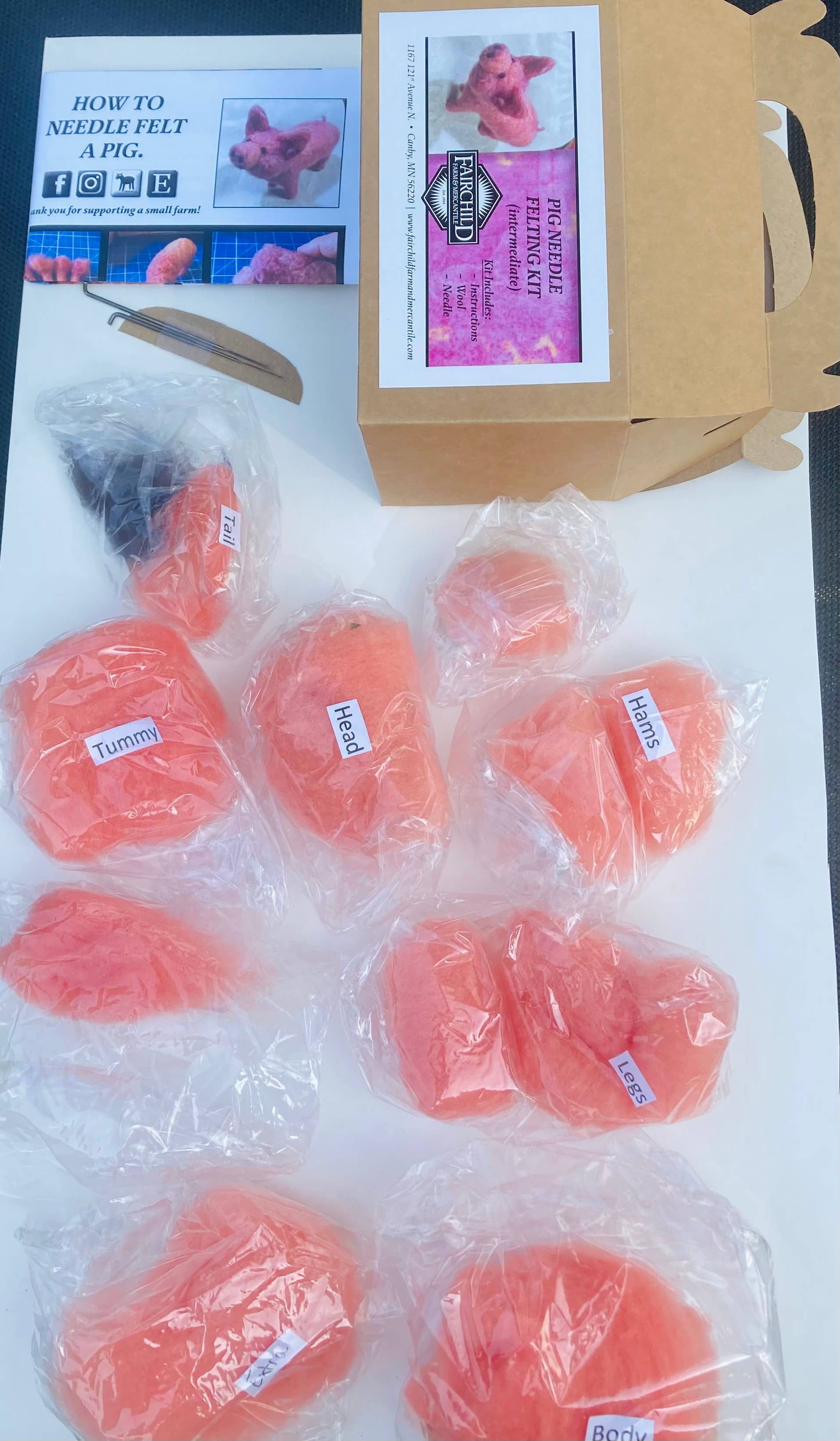 Fairchild Farm and Mercantile - Wholesale Craft Sewing Kit - Pig Needle Felting Kit1