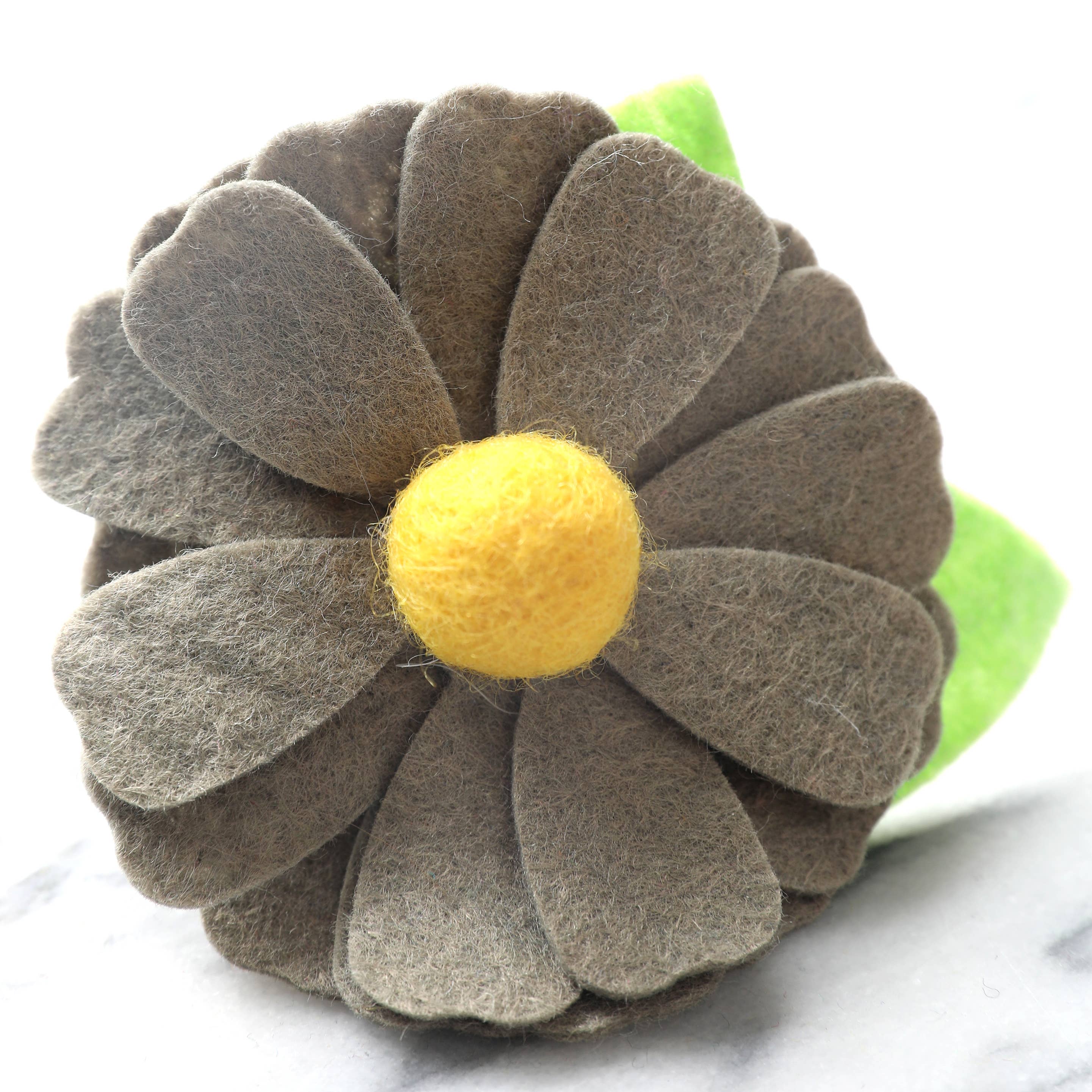 Mimi Green - Wholesale Halsband - Hond - Hondenhalsband met madeliefbloem - 26 kleuren!4