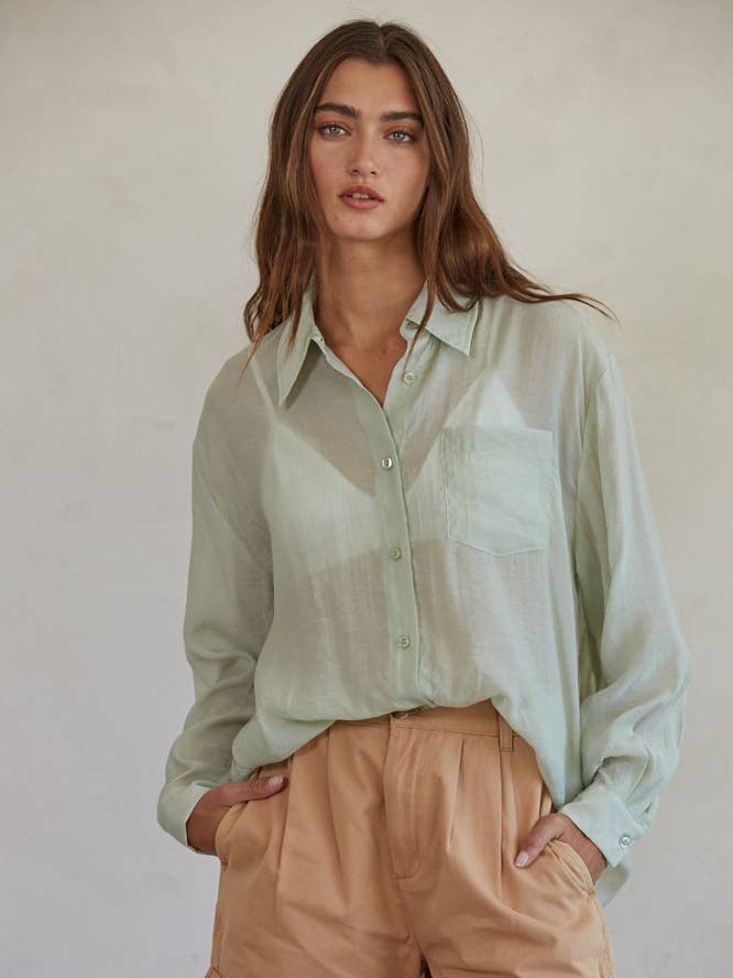 Sauge légère L6940 | Chemise à manches longues et col boutonné en vente sur Faire0