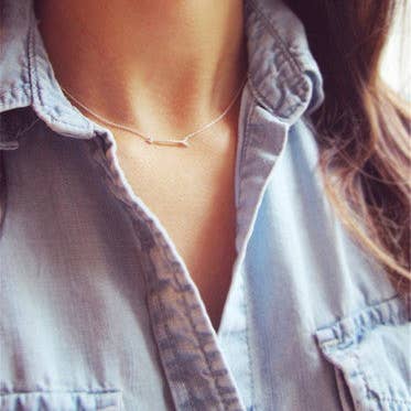 Flèche le long pour la vente par Haute & Happy