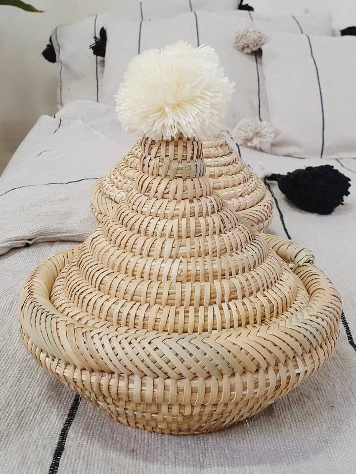 Pompom broodmandje for wholesale by Tamegrouteshop