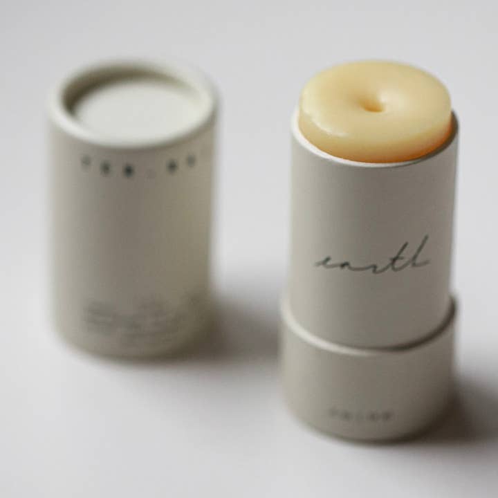 Protetor labial de sebo por atacado de Among the Flowers