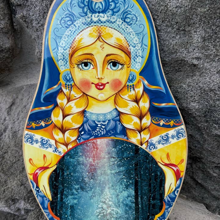 Rysk stil dekorativ skärbräda VINTER SCIENE för wholesale av GSZ corporation DBA Gabriella's Gifts