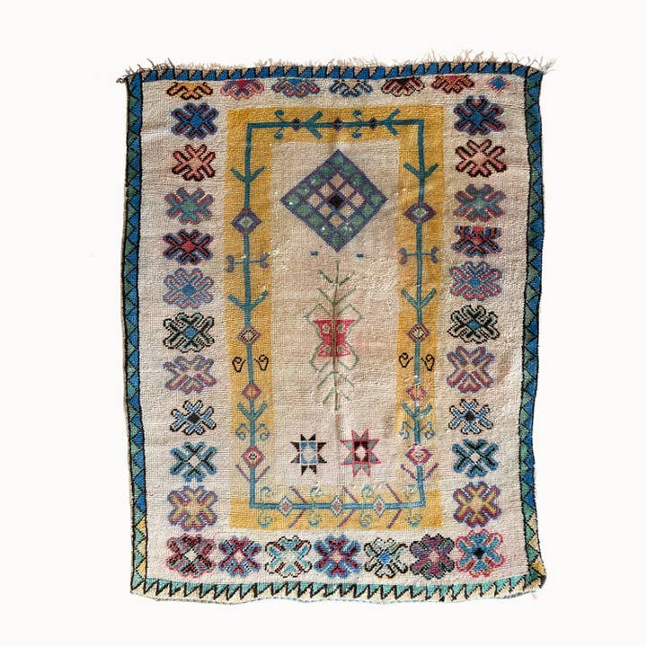 Tapis Azilal Marocain Vintage Caro | 5' x 6’6” pour la vente par Apartment F - shipping from Austin, TX