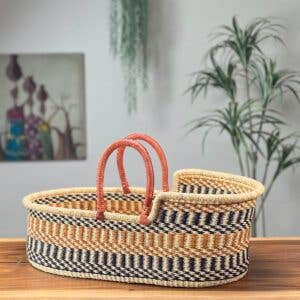 African Market Baskets - Wholesale Bassinet - Baby - African Bolga Baskets : Moses Basket (G-164)3