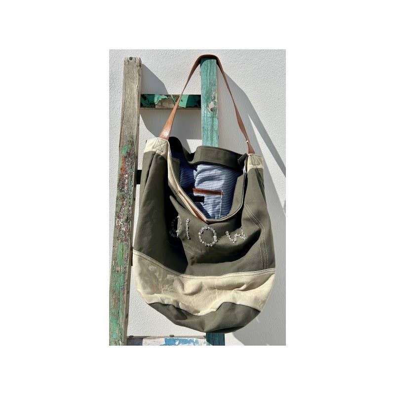 Casa Natura Design SL - Wholesale Beach Bag - Round Canvas Bag with Double Leather Handle and Zipper - PRESTON CHLOE8