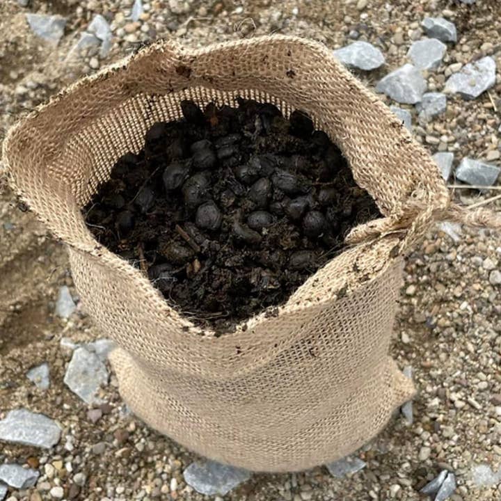 Alpaca Key Farm LLC - Wholesale Fertilizer - 12oz Alpaca Tea Fertilizer – Natural Nutrient Plant Boost2