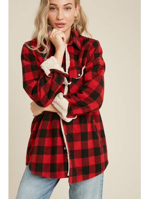 Pink Irene Wholesale - Wholesale Shirtjack/Shacket - Dames - SHERPA GEVOERD GERUITE JAS AAN DE VOORKANT5