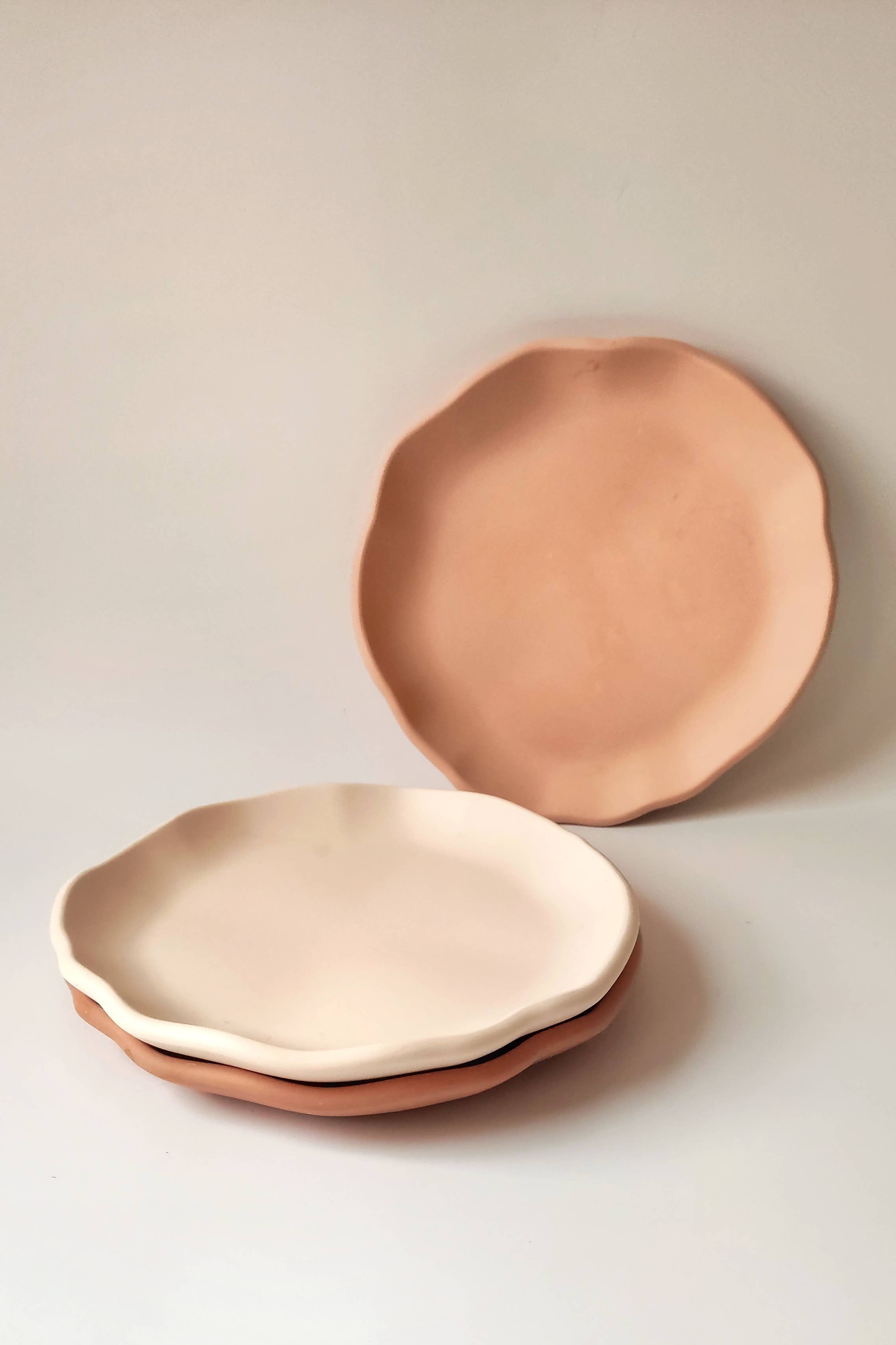 Kndly home - Wholesale Decorative Plate/Dish/Bowl - Warm Minimalism Style Ruffle Vanity Tray6