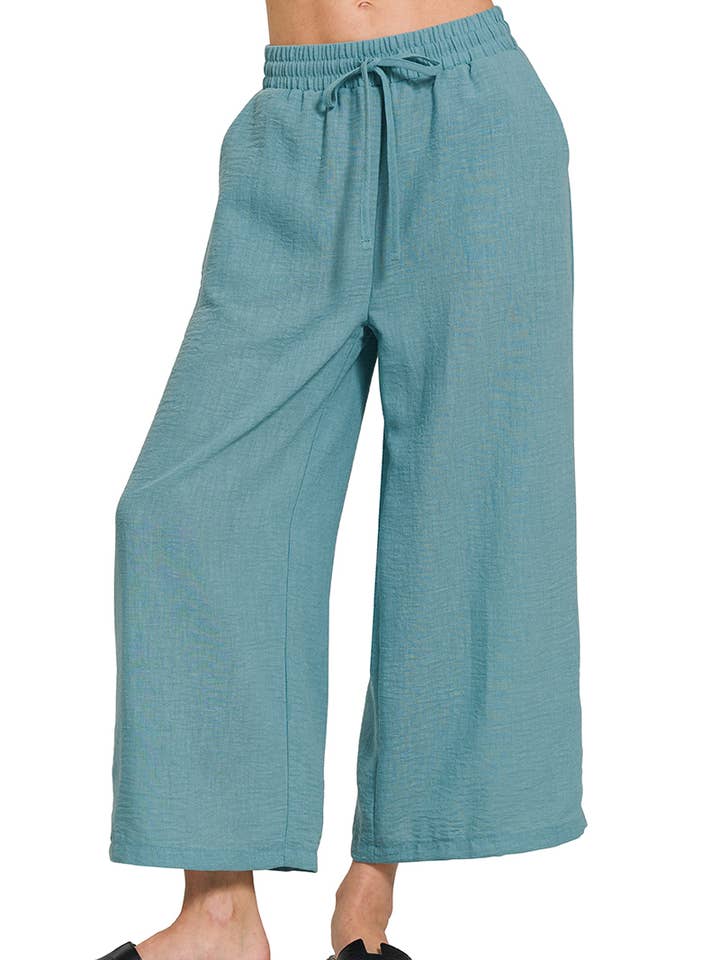 Drawstring Elastic Band Waist Cropped Pants for wholesale by Vanilla Monkey