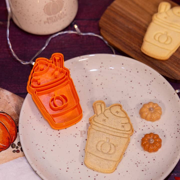 Pumpkin Spice Latte Cookie Cutter – Cozy & Gourmet Autumn for wholesale by Uniberry 3D